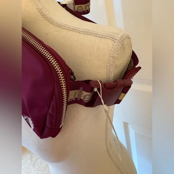 Lululemon Athletica Burgundy Crossbody Bag - Picture 2 of 5